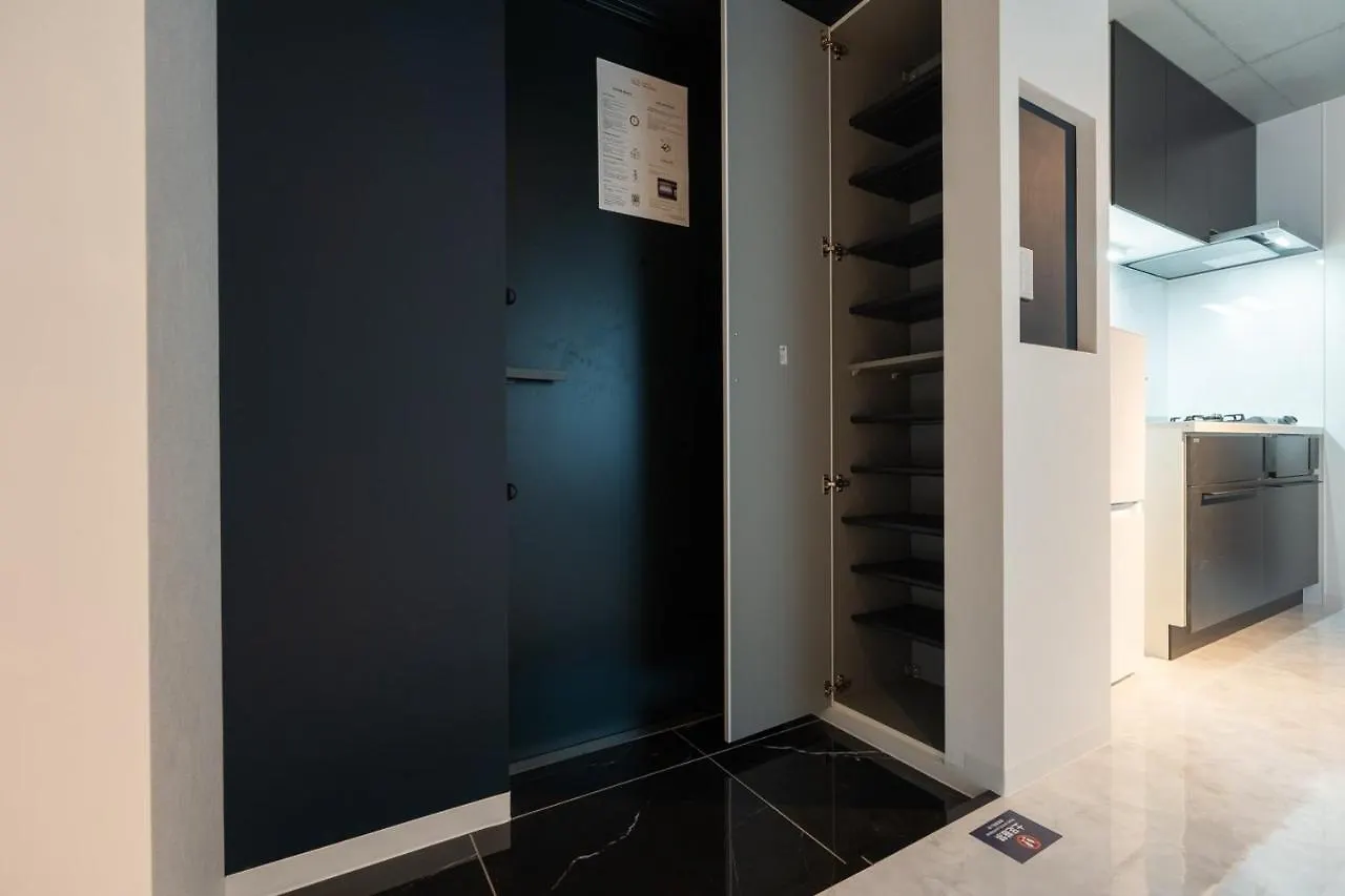 Luxe Minami Aoyama Apartment Tokyo Japan