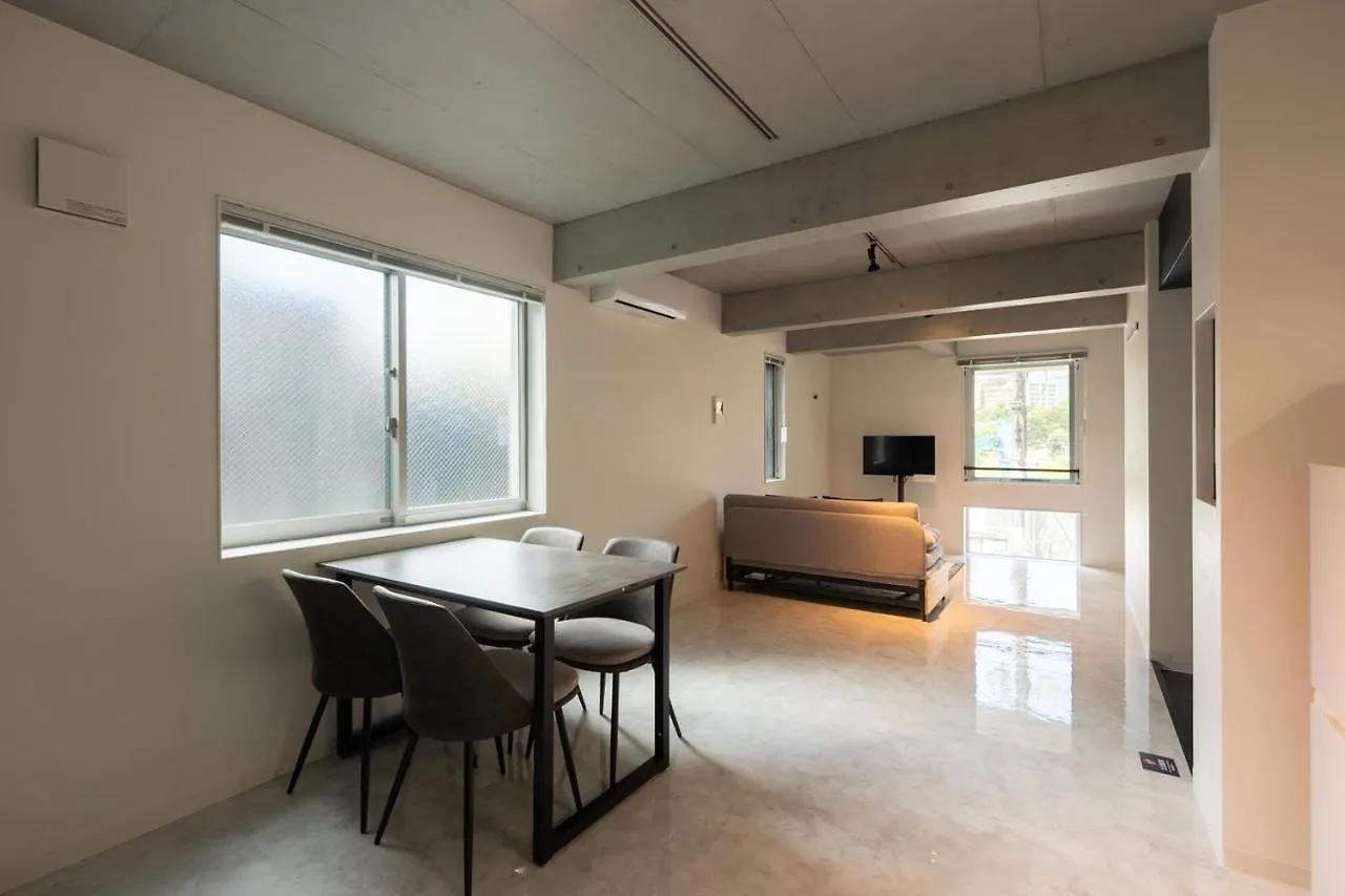 Luxe Minami Aoyama Apartment Tokyo 0*,