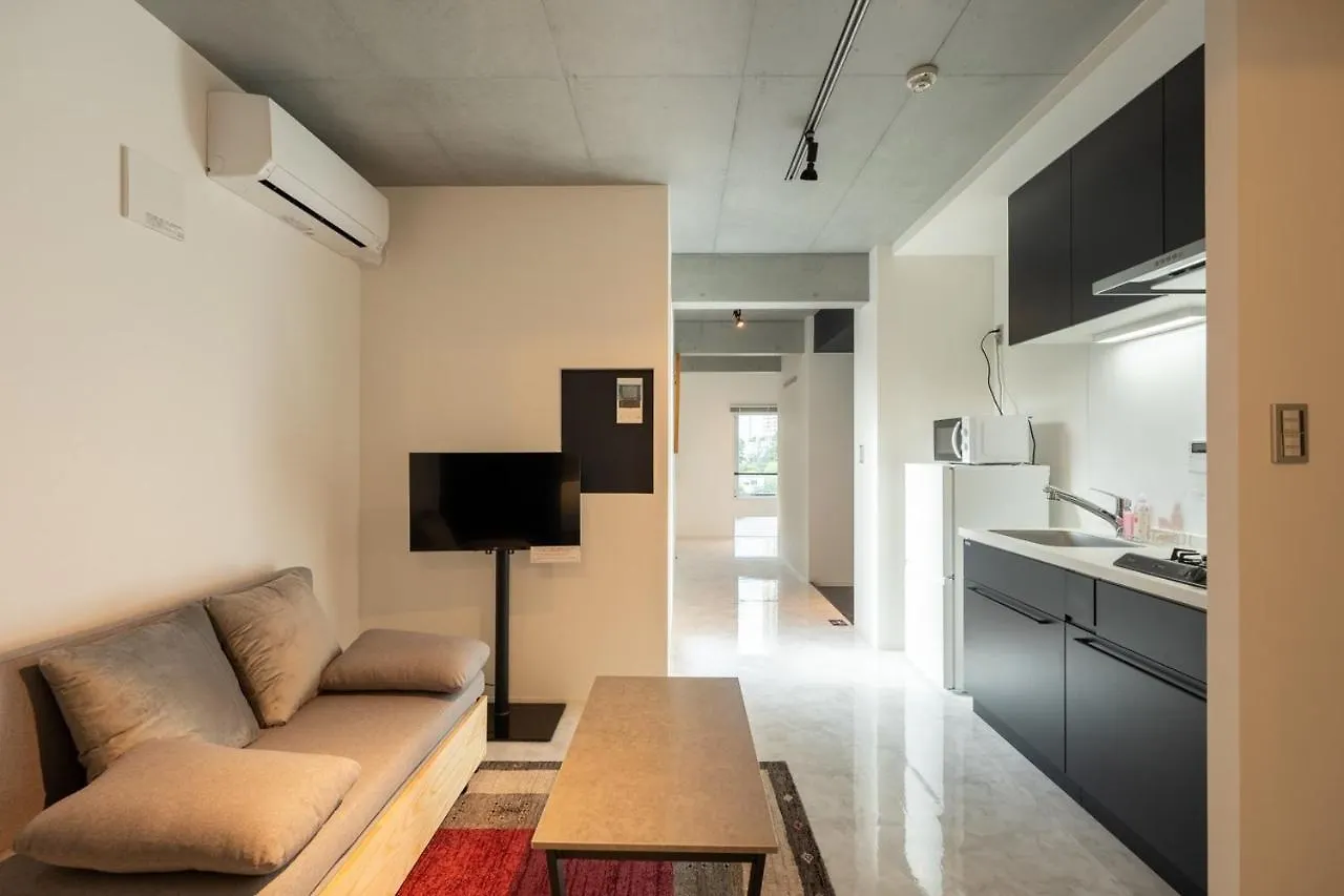 Luxe Minami Aoyama Apartment Tokyo