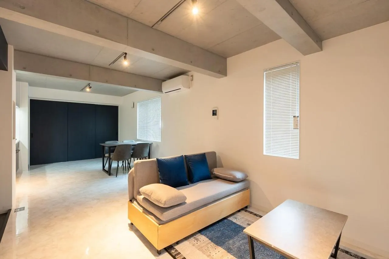 Luxe Minami Aoyama Apartment Tokyo Japan