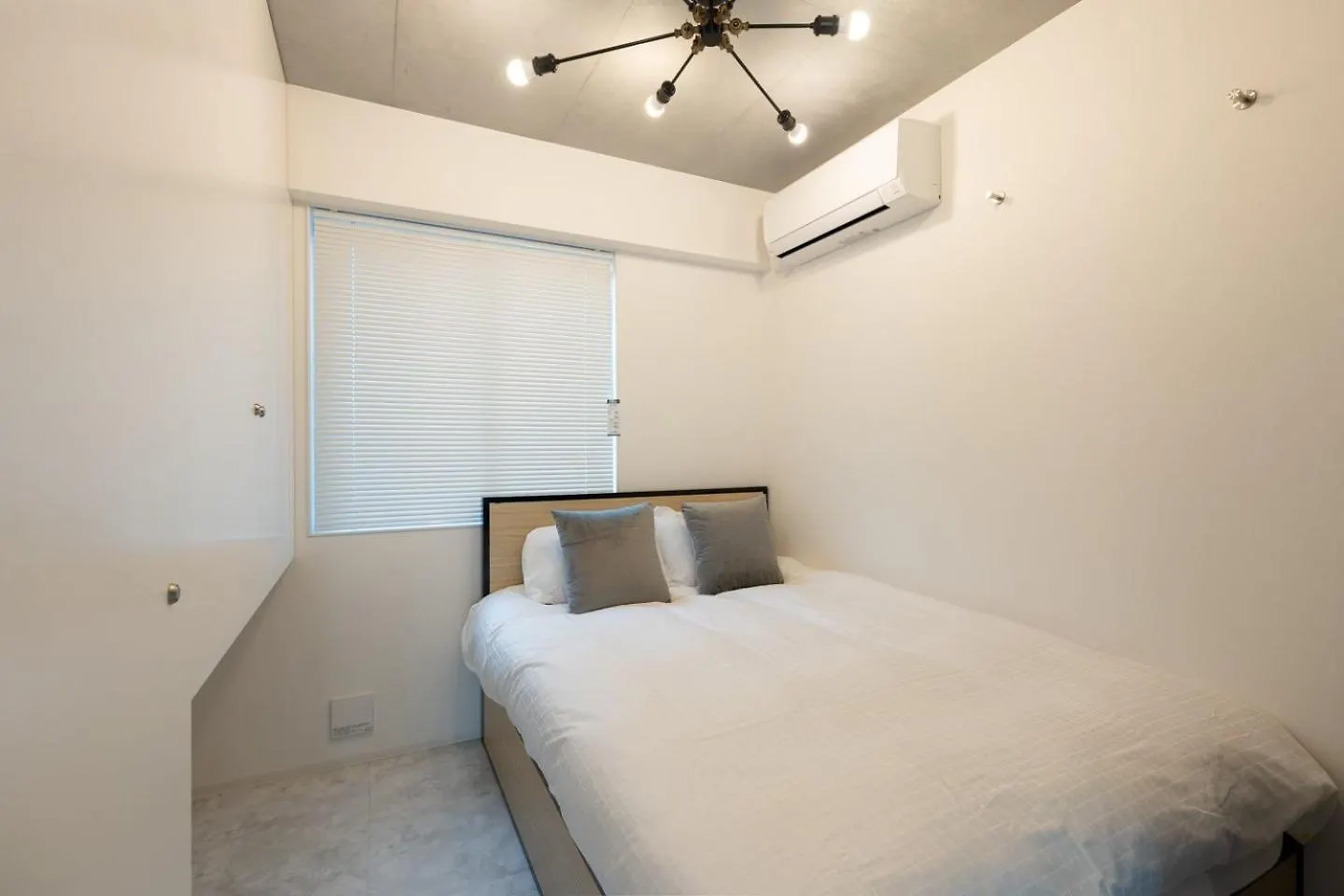Luxe Minami Aoyama Apartment Tokyo