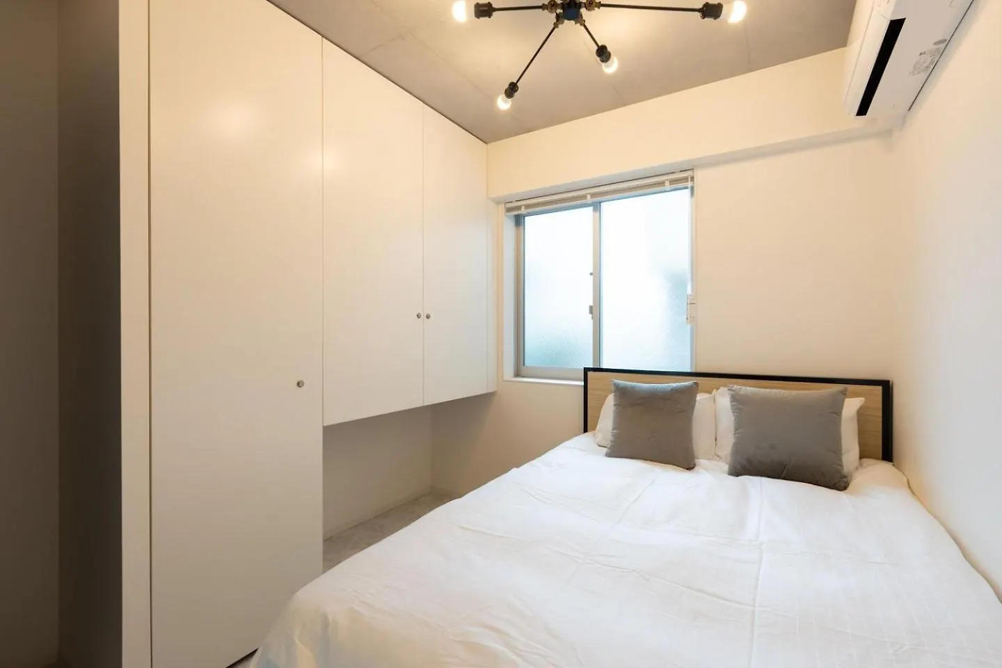 Luxe Minami Aoyama Apartment Tokyo