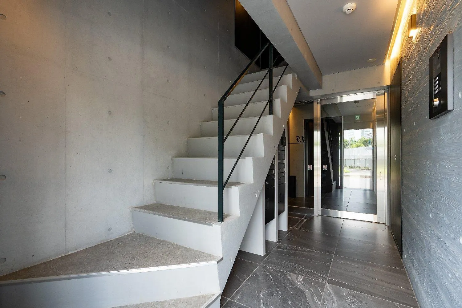 Luxe Minami Aoyama Apartment Tokyo 0*,  Japan