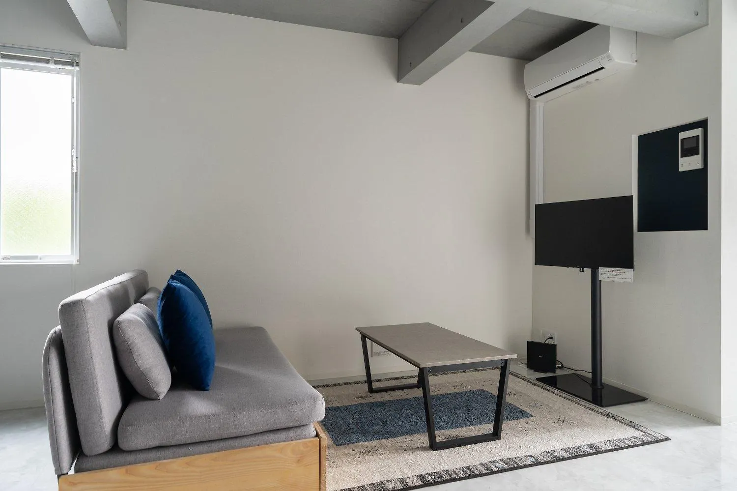 Luxe Minami Aoyama Apartment Tokyo