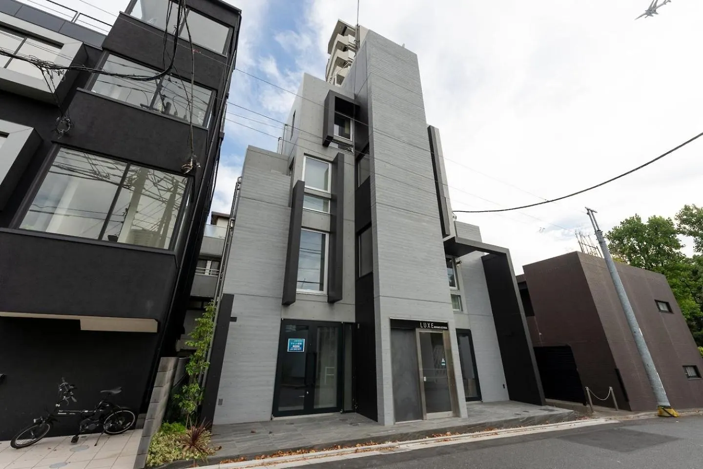 Luxe Minami Aoyama Apartment Tokyo Japan