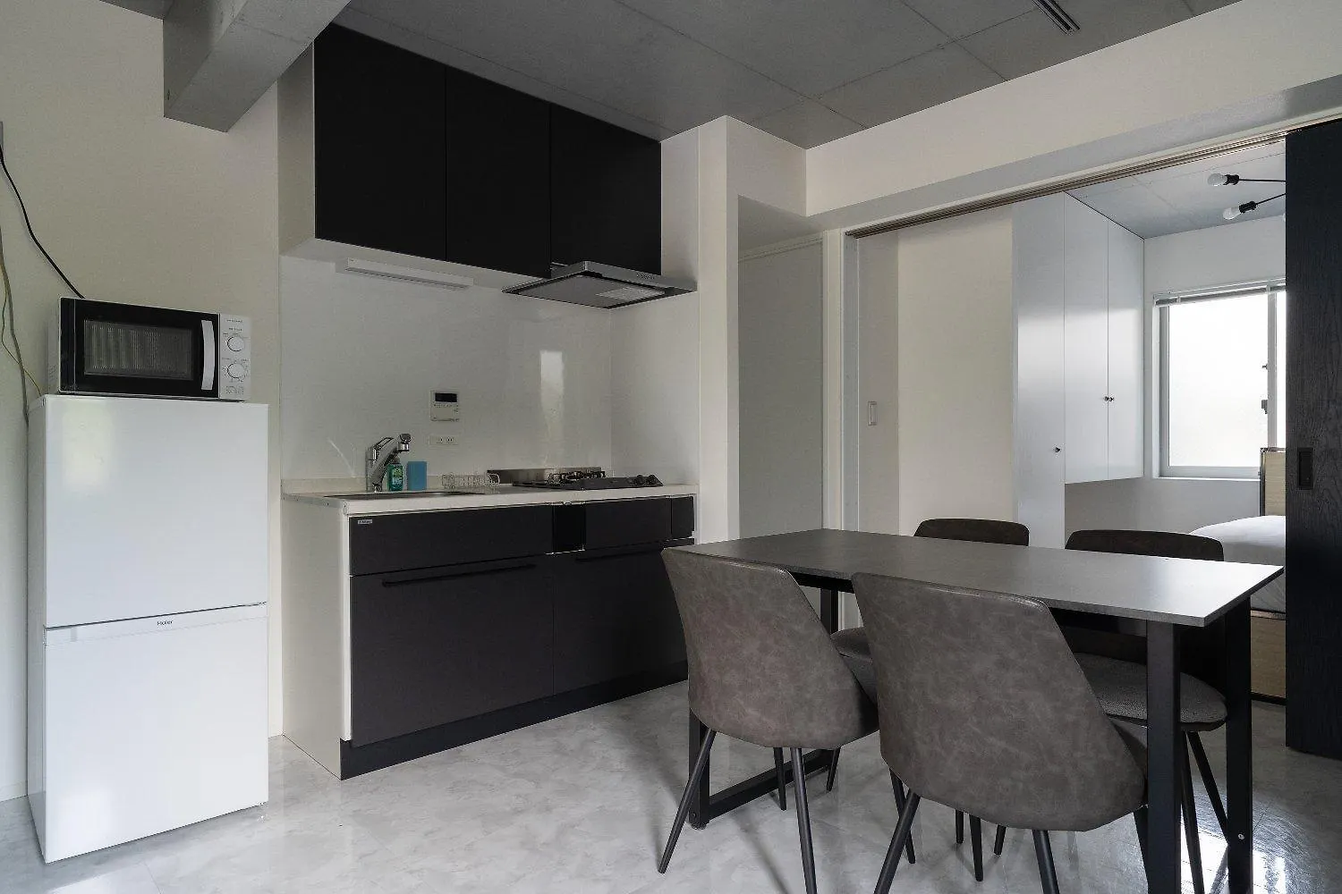 Luxe Minami Aoyama Apartment Tokyo